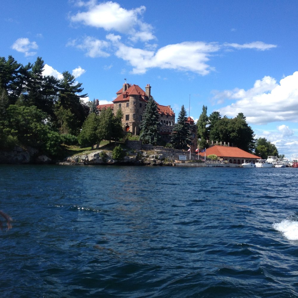 Meet your Posher, Cynthia